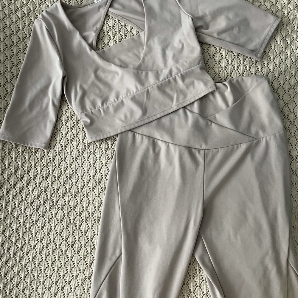 OYSHO Sports bra and leggings set size S